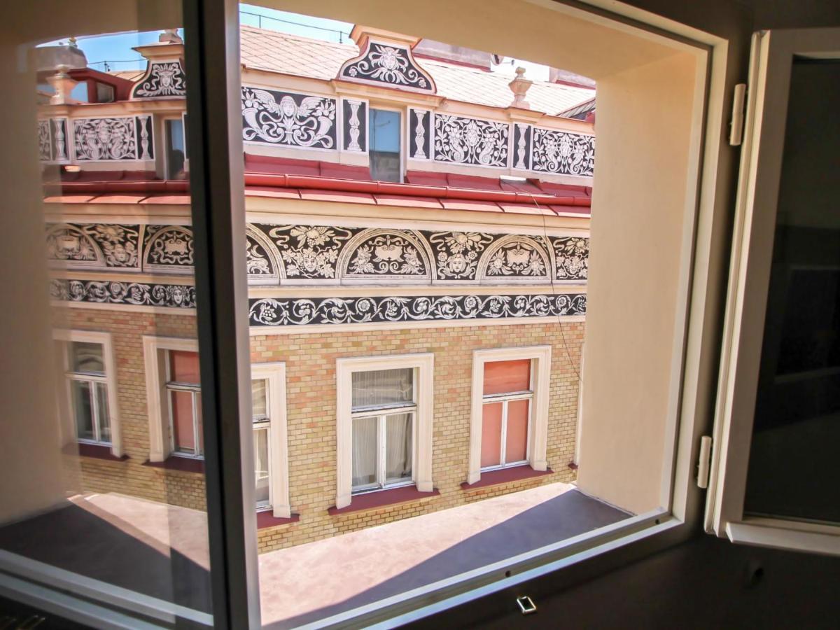 Apartment Nerudova By Interhome Praha Eksteriør bilde