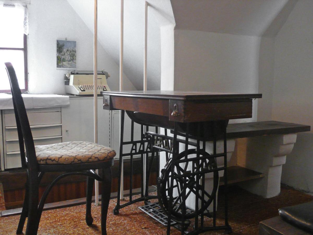 Apartment Nerudova By Interhome Praha Eksteriør bilde
